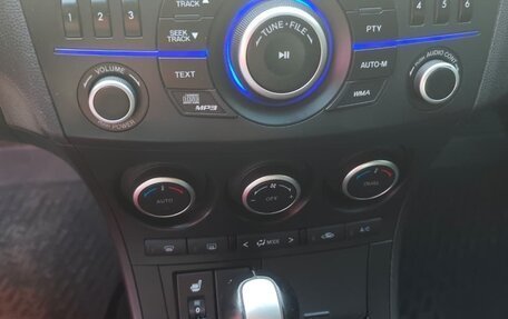 Mazda 3, 2012 год, 999 999 рублей, 2 фотография