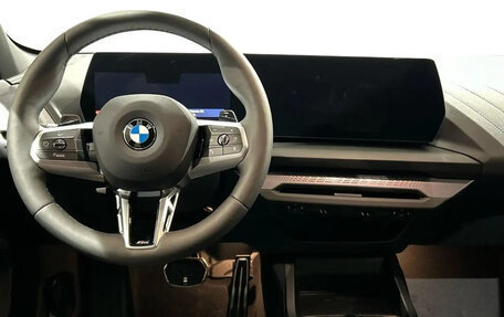 BMW 1 серия, 2025 год, 6 000 000 рублей, 18 фотография