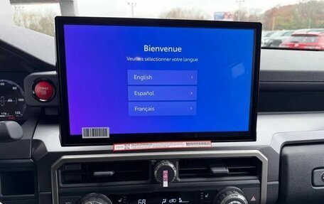 Toyota 4Runner, 2025 год, 9 404 000 рублей, 10 фотография