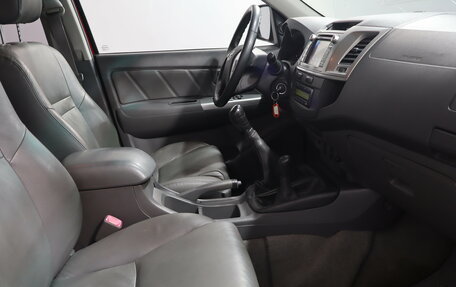 Toyota Hilux VII, 2012 год, 1 899 000 рублей, 11 фотография