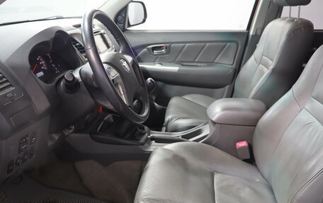 Toyota Hilux VII, 2012 год, 1 899 000 рублей, 8 фотография