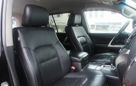 Toyota Land Cruiser 200, 2014 год, 3 950 000 рублей, 5 фотография