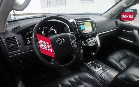 Toyota Land Cruiser 200, 2014 год, 3 950 000 рублей, 6 фотография