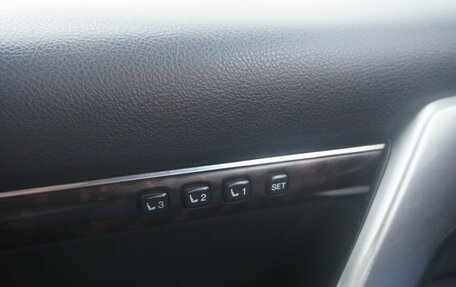 Toyota Land Cruiser 200, 2014 год, 3 950 000 рублей, 9 фотография