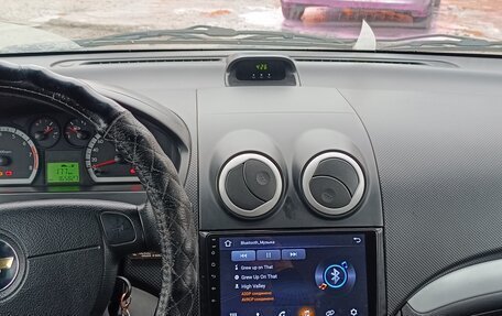 Chevrolet Aveo III, 2010 год, 315 000 рублей, 2 фотография