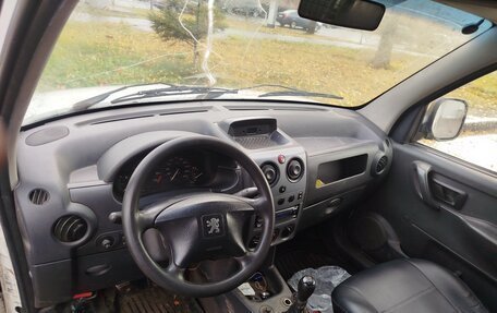 Peugeot Partner II рестайлинг 2, 2005 год, 130 000 рублей, 8 фотография