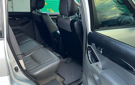 Toyota Land Cruiser Prado 120 рестайлинг, 2003 год, 1 700 000 рублей, 4 фотография