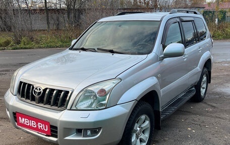 Toyota Land Cruiser Prado 120 рестайлинг, 2003 год, 1 700 000 рублей, 21 фотография