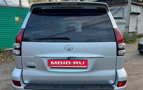 Toyota Land Cruiser Prado 120 рестайлинг, 2003 год, 1 700 000 рублей, 14 фотография