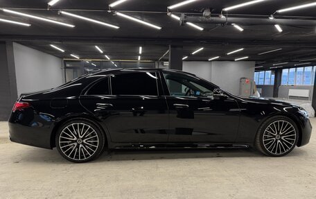 Mercedes-Benz S-Класс, 2025 год, 25 000 000 рублей, 4 фотография
