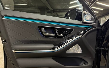 Mercedes-Benz S-Класс, 2025 год, 25 000 000 рублей, 15 фотография