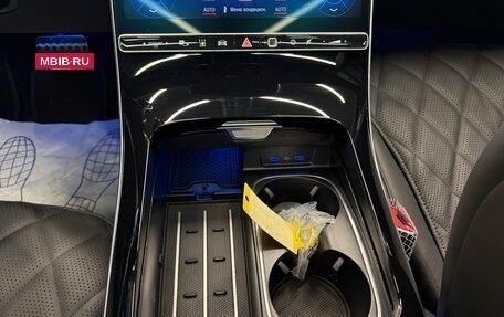 Mercedes-Benz S-Класс, 2025 год, 25 000 000 рублей, 25 фотография