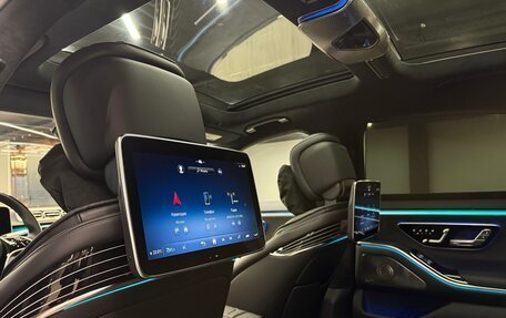 Mercedes-Benz S-Класс, 2025 год, 25 000 000 рублей, 32 фотография