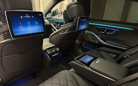 Mercedes-Benz S-Класс, 2025 год, 25 000 000 рублей, 28 фотография