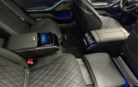 Mercedes-Benz S-Класс, 2025 год, 25 000 000 рублей, 39 фотография