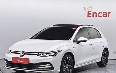 Volkswagen Golf VIII, 2022 год, 2 390 000 рублей, 1 фотография
