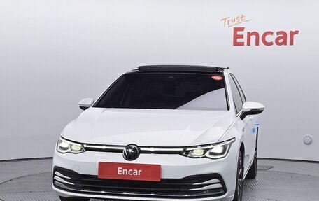 Volkswagen Golf VIII, 2022 год, 2 390 000 рублей, 3 фотография