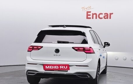 Volkswagen Golf VIII, 2022 год, 2 390 000 рублей, 4 фотография