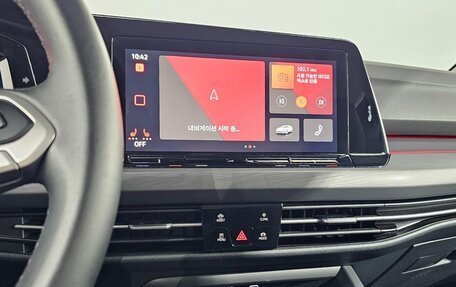 Volkswagen Golf VIII, 2022 год, 2 390 000 рублей, 18 фотография