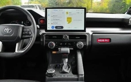 Toyota 4Runner, 2025 год, 9 399 000 рублей, 17 фотография