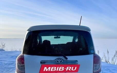 Toyota Ractis I, 2009 год, 575 000 рублей, 4 фотография