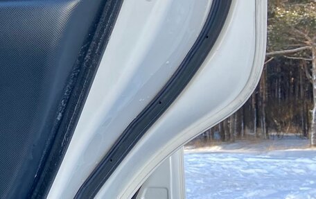 Toyota Ractis I, 2009 год, 575 000 рублей, 15 фотография