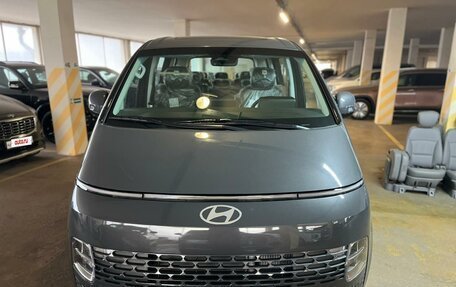 Hyundai Staria, 2024 год, 4 фотография