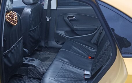 Volkswagen Polo VI (EU Market), 2018 год, 800 000 рублей, 4 фотография