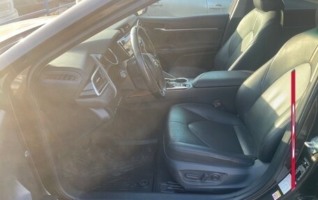 Toyota Camry, 2018 год, 2 399 000 рублей, 4 фотография