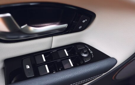 Land Rover Range Rover Evoque I, 2017 год, 2 750 000 рублей, 10 фотография