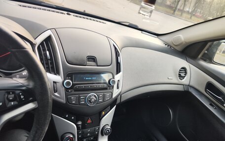 Chevrolet Cruze II, 2013 год, 745 000 рублей, 4 фотография