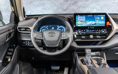 Toyota Highlander, 2025 год, 5 850 000 рублей, 13 фотография