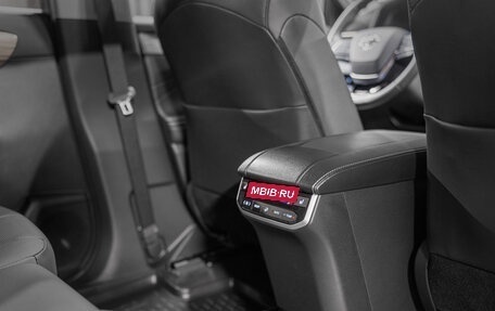 Toyota Highlander, 2025 год, 5 850 000 рублей, 24 фотография