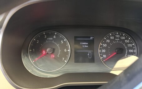 Renault Duster, 2021 год, 1 750 000 рублей, 10 фотография