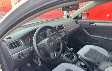 Volkswagen Jetta VI, 2012 год, 1 150 000 рублей, 7 фотография