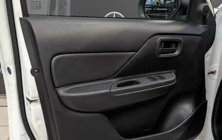 Mitsubishi L200 IV рестайлинг, 2022 год, 4 010 000 рублей, 19 фотография