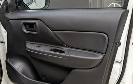 Mitsubishi L200 IV рестайлинг, 2022 год, 4 010 000 рублей, 24 фотография