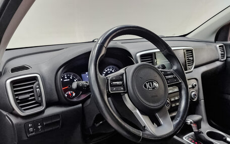 KIA Sportage IV рестайлинг, 2020 год, 2 750 000 рублей, 15 фотография