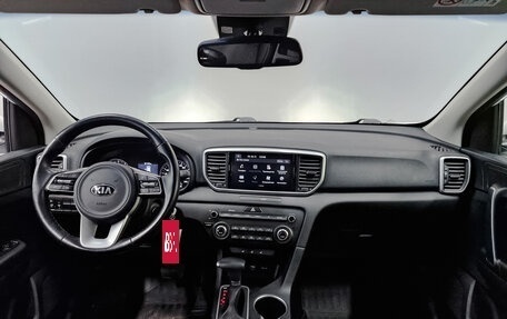 KIA Sportage IV рестайлинг, 2020 год, 2 750 000 рублей, 14 фотография