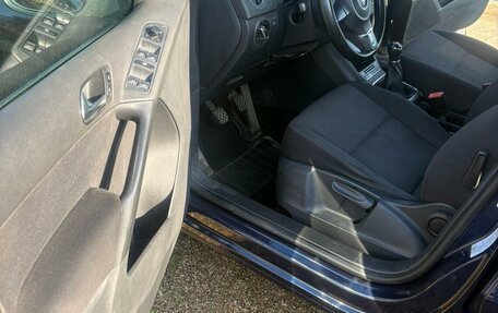 Volkswagen Tiguan I, 2011 год, 810 000 рублей, 9 фотография