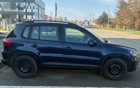 Volkswagen Tiguan I, 2011 год, 810 000 рублей, 3 фотография