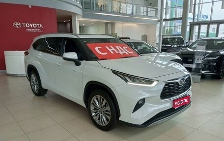 Toyota Highlander, 2024 год, 8 450 000 рублей, 1 фотография