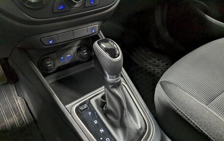 Hyundai Solaris II рестайлинг, 2018 год, 1 490 000 рублей, 28 фотография