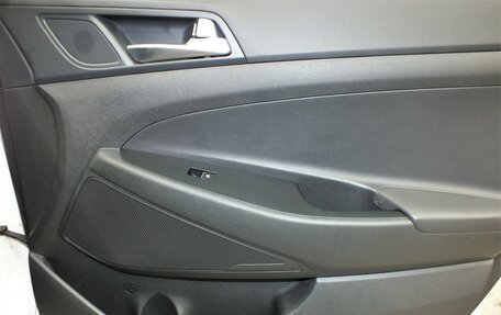 Hyundai Tucson III, 2020 год, 2 300 000 рублей, 18 фотография