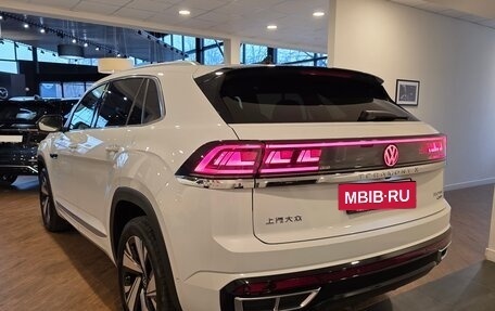 Volkswagen Teramont I, 2025 год, 5 990 000 рублей, 2 фотография