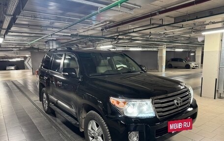 Toyota Land Cruiser 200, 2012 год, 3 100 000 рублей, 2 фотография