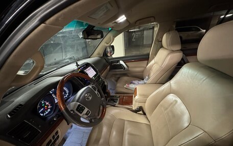 Toyota Land Cruiser 200, 2012 год, 3 100 000 рублей, 10 фотография