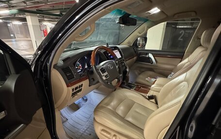 Toyota Land Cruiser 200, 2012 год, 3 100 000 рублей, 9 фотография