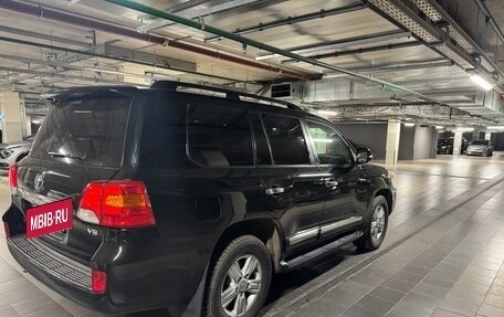 Toyota Land Cruiser 200, 2012 год, 3 100 000 рублей, 6 фотография