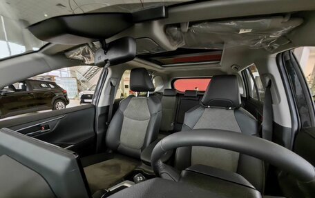 Toyota RAV4, 2025 год, 4 550 000 рублей, 10 фотография